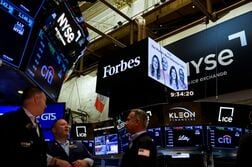 米国株式市場＝続伸、ダウ終値で最高値　アマゾン時価総額3兆ドル突破