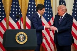 米ＦＲＢウォーシュ新議長が就任、トランプ氏「完全な独立」望む