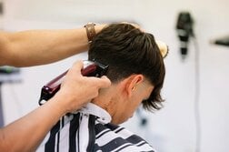 初対面で一発アウト…女性がドン引きする「男性の髪型」ワースト3