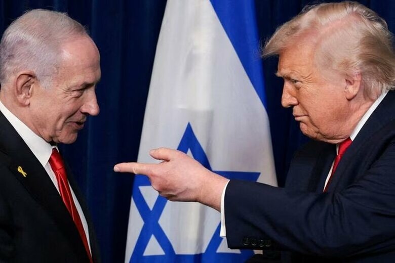 イスラエルのネタニヤフ首相（左）とトランプ米大統領。昨年１２月、フロリダ州パームビーチで撮影。REUTERS/Jonathan Ernst/File Photo