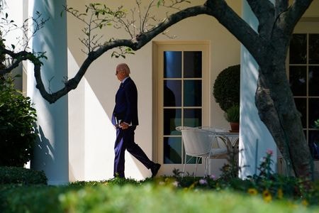 　９月２日、米ホワイトハウスは、バイデン大統領（写真）が２８─２９日にワシントンで太平洋諸国首脳との会談を開催すると発表した。ホワイトハウスで８月撮影（２０２２年　ロイター／Sarah Silbiger）