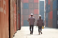 AIの浸透で「ブルーカラー」の賃金が上がり、「ホワイトカラー」は大量に人余り...変わる日本の職業選択