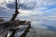 ピラミッドよりも昔なのに...湖底で見つかった古代の船が明かす、古代の人々の「超技術」