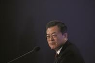 文在寅の「訪日拒否」は、有利な立場を自ら手放す慢心が生んだオウンゴール