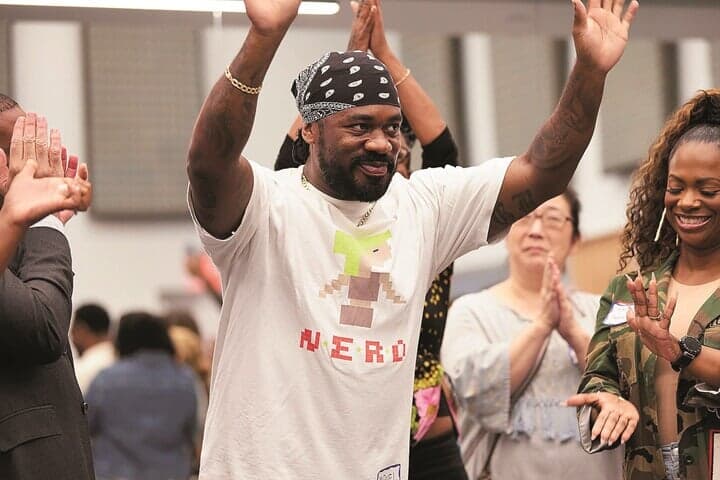 振付をするジャケル・ナイト