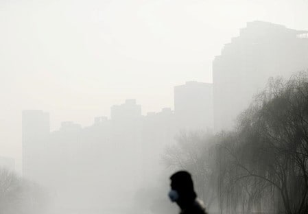 　４月１０日、中国の北京市の国家安全局は、外国人スパイに対する取り締まりを強化し、スパイとみられる人物を通報した市民に１万─５０万元（１５００─７万３０００ドル）の報奨金を与えると発表した。写真は北京で１月撮影（２０１７年　ロイター）