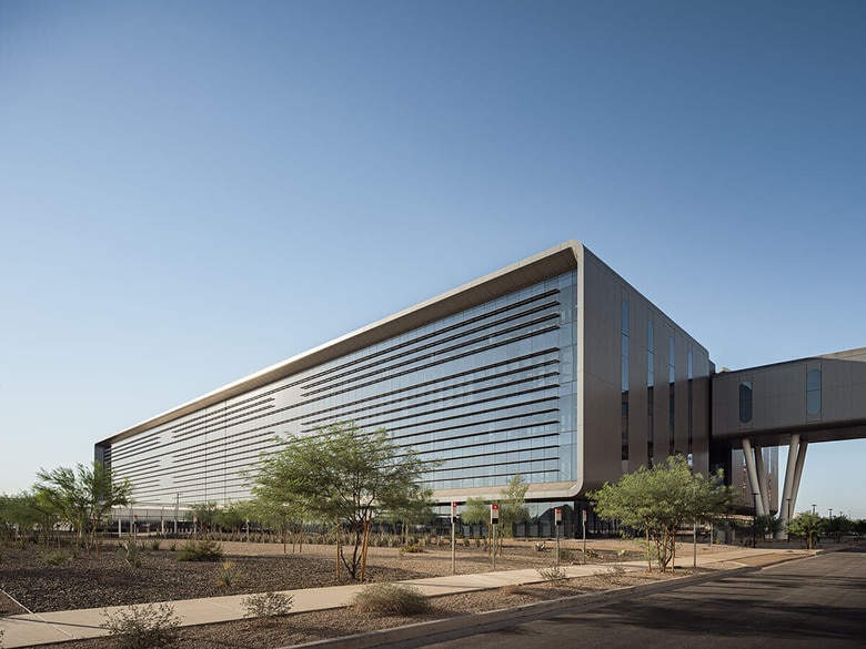 TSMCは中国にも生産拠点を置く一方、米アリゾナ州の工場（写真）への投資を拡大　TAIWAN SEMICONDUCTOR MANUFACTURING CO., LTD.