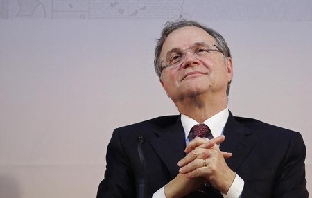 　１２月２０日、イタリア中銀のビスコ総裁（写真）は同国の銀行問題について、国内や欧州の当局が全力で解決策を模索していると述べた。２０１４年１０月撮影（２０１６年　ロイター/Remo Casilli）