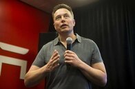 米テスラ、ＥＶトラック・バス開発へ　カーシェアリングも構想