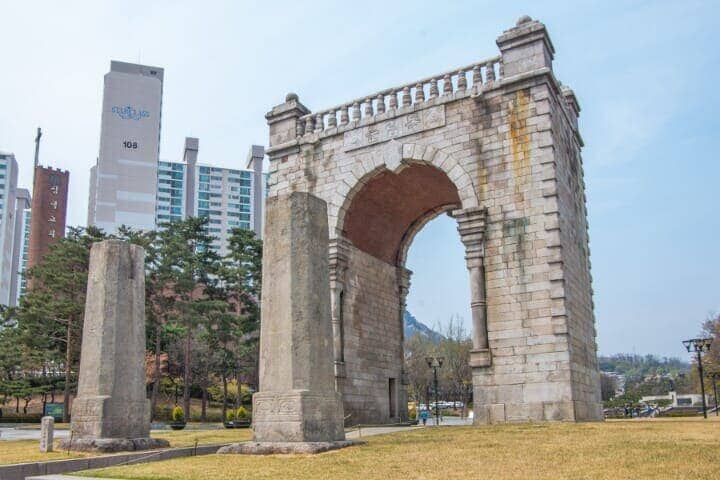独立門