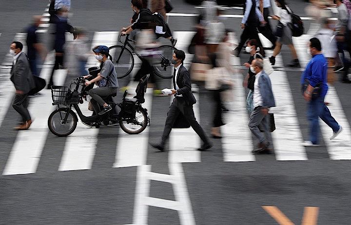 29日、東京都では新たに212人の新型コロナウイルス陽性者が確認された。写真は29日都内で撮影。REUTERS/Issei Kato