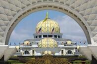 マレーシア王宮､コロナ制限で全会合延期　新政権樹立目指すアンワル氏めぐる決定先送り