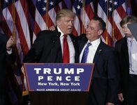 トランプ、首席大統領補佐官にプリーバス党全国委員長を起用