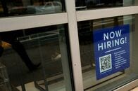 米新規失業保険申請6000件減の19.4万件、約57年ぶり低水準に迫る