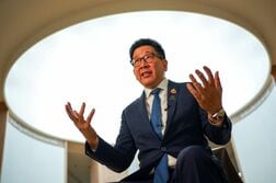 来年のタイ成長率は2.5％、投資誘致積極推進へ＝財務相