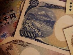 「金利に魅力」円債入れ替え加速、外債は残高維持に方針変更＝朝日生命・26年度下期運用計画