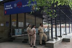 印デリーで地下鉄駅閉鎖、選管トップ辞任要求で新たなデモ計画