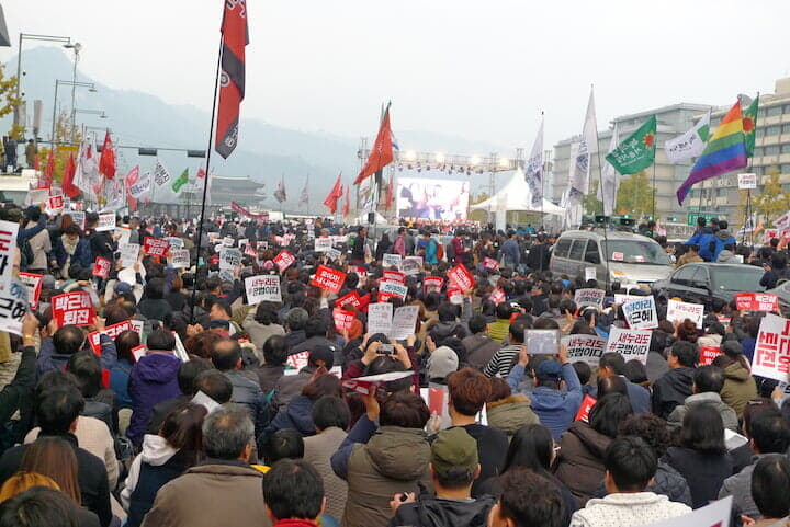 2011年の朴槿恵大統領弾劾を求める光化門広場での集会