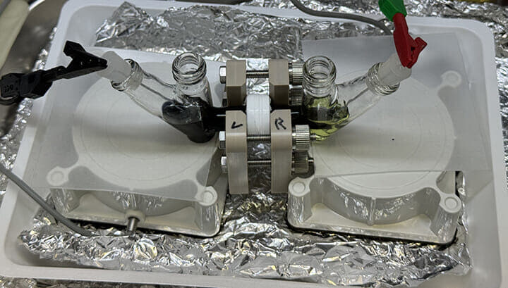 充電後のウラン蓄電池