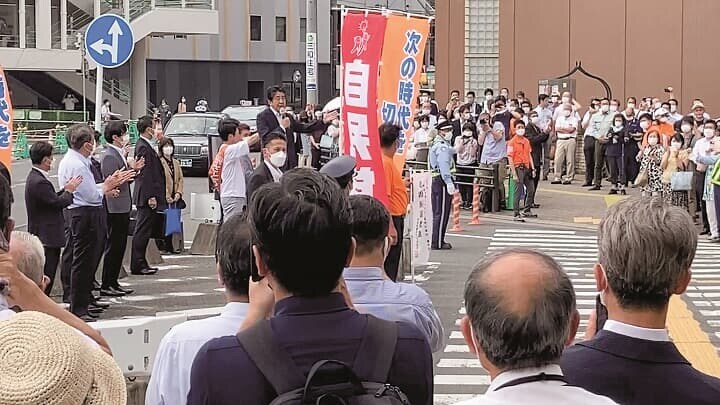 現場力のなさを露呈した安倍元首相の警護体制（7月8日）　TAKENOBU NAKAJIMA VIA REUTERS