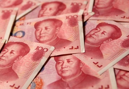 　１１月７日、中国人民銀行（中央銀行）が発表した１０月末の外貨準備は、９月末より１２７億ドル増の３兆１０５０億ドルだった。写真は北京で２０１０年９月撮影（２０１９年　ロイター／Petar Kujundzic）