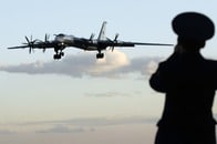 ロシア空軍基地へのドローン攻撃で、ウクライナが「最大の戦果」...巡航ミサイル96発を破壊
