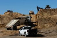 米一戸建て住宅着工、5月は8カ月ぶり低水準　集合住宅も急減