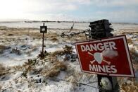 戦場では「笑っていた」兵士が、帰還後に自ら命を絶つ...戦争が残す深い「傷」