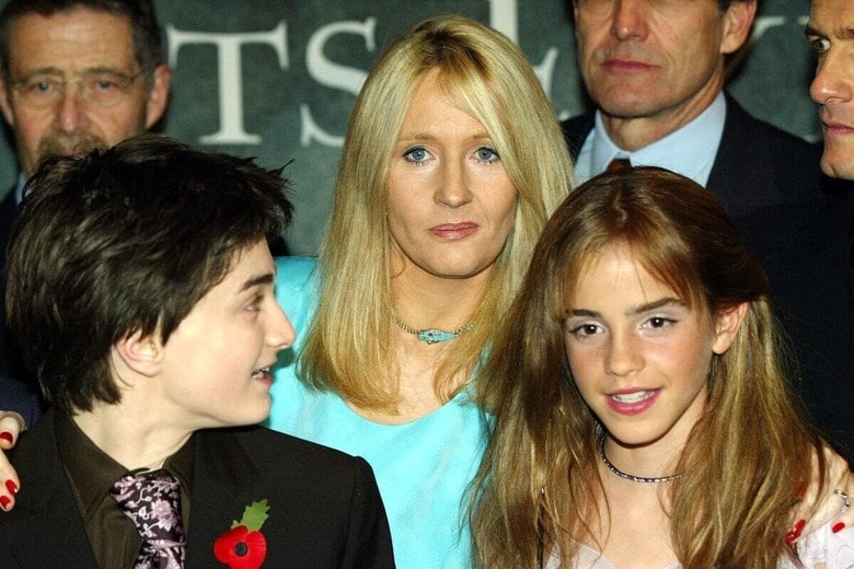 J・K・ローリング、ダニエル・ラドクリフ、エマ・ワトソン（2002年11月）　REUTERS