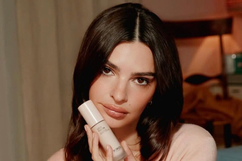 「なぜ削除されない？」エミリー・ラタコウスキーの過激投稿にネット騒然　emrata-Instagram