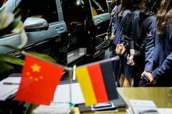 独自動車大手3社の中国販売、第2四半期は30％超減　競争激化響く