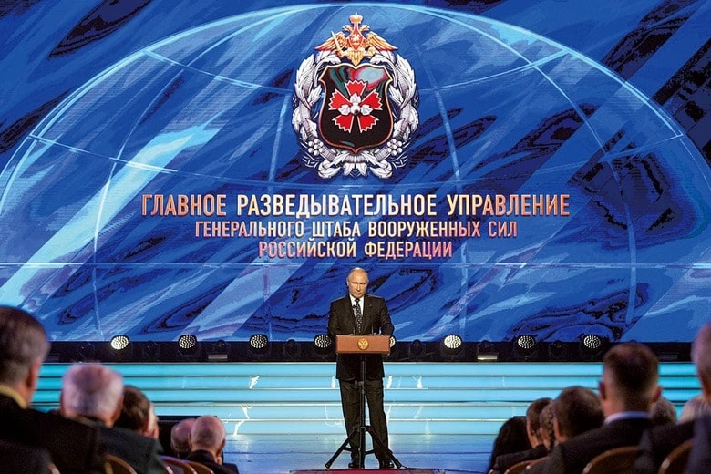 ロシア軍の情報機関GRUで演説するプーチン大統領　ALEXEI DRUZHININｰKREMLINｰSPUTNIKｰREUTERS