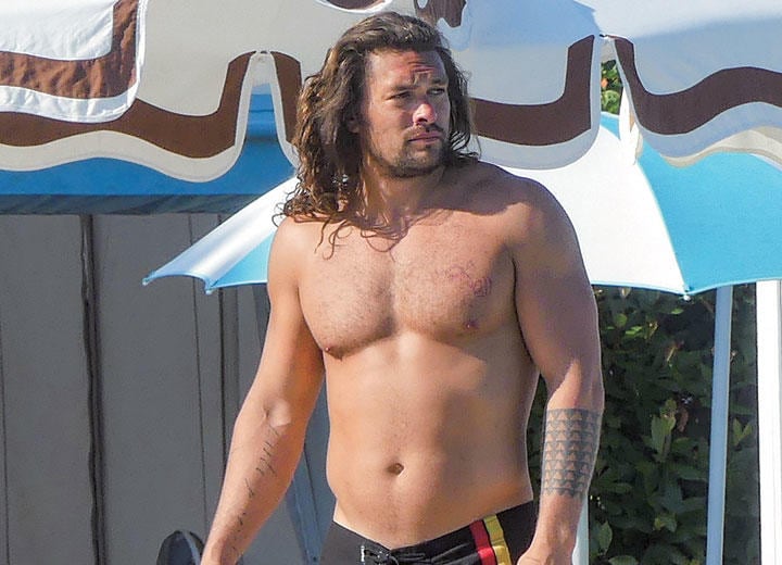 俳優ジェイソン・モモアのうっすらと脂肪ののったおなかが話題に　The Mega Agency/AFLO