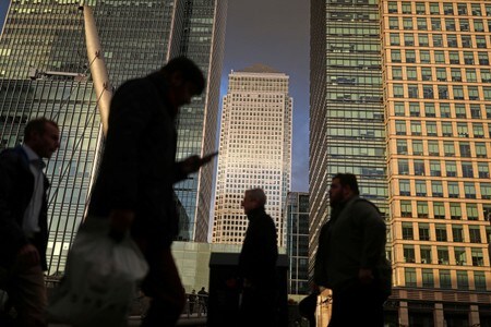 　１１月１１日、英国立統計局（ＯＮＳ）が発表した第３・四半期の国内総生産（ＧＤＰ）伸び率は前年比１．０％と、２０１０年第１・四半期以降で最低となった。写真はカナリー・ワーフの金融街。２０１８年１２月７日撮影（２０１９年　ロイター/Simon Dawson）