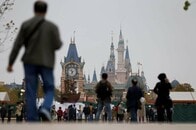 これは本物！　上海ディズニーランド開園、中華演出で集客狙う