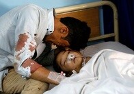 カブールで自爆テロ、有権者登録所周辺で57人死亡　ISの選挙妨害か　