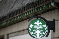 スターバックス韓国トップ解任、不適切な販促「戦車デー」が物議