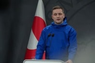 グリーンランドはアメリカより「デンマークを選ぶ」...バンスとの会談前に牽制球