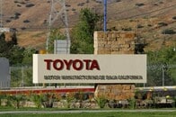 トヨタ、メキシコ新工場の規模縮小　トランプに配慮し米国生産拡大