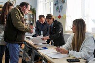 ルーマニア大統領選、12月に決選投票　反ＮＡＴＯ派躍進でロシア介入説も