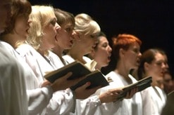 日本発祥の年末恒例「第九コンサート」はウィーンでも行なわれるようになった...芸術の活力は「境界」から生まれる