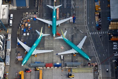 米航空機大手ボーイングは２６日、単通路機の主力機７３７（大半を占めるＭＡＸを含む）の月間生産機数を３１機から３８機へ引き上げていることを明らかにした。２０１９年３月撮影（２０２３年　ロイター/Lindsey Wasson/File Photo）