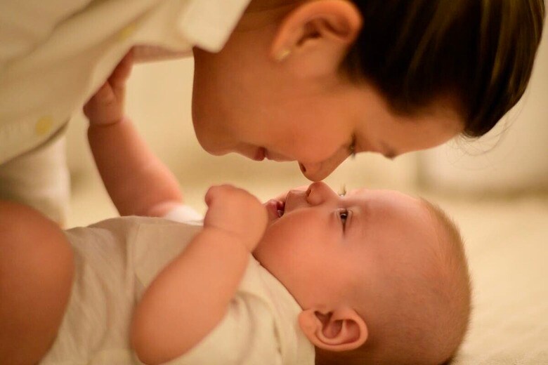 泣き続ける赤ちゃんにどう対応すればいい？（写真はイメージです）　Ana Tablas-Unsplash
