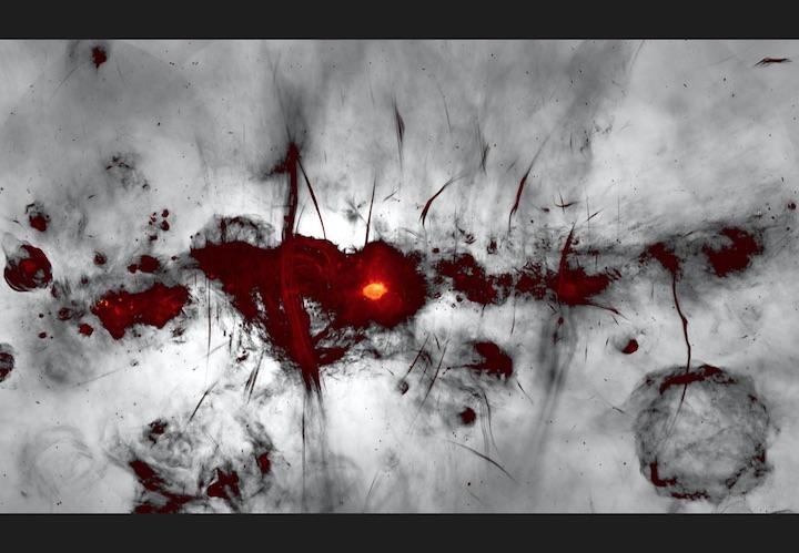 銀河中心のパノラマ画像　(I. Heywood/SARAO)