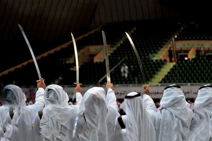 女性の自動車運転の解禁などリベラルな改革が実施されている一方で…… REUTERS