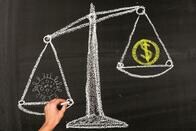 実体経済と株高の行方は？ 2021年の世界経済を占う