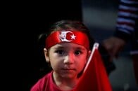 危機に乗じたトルコ大粛清、強まるエルドアンの独裁色と遠い収束