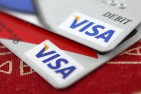 １１月２日、米クレジットカード大手ビザは、元子会社のビザ・ヨーロッパを、最大２１２億ユーロで買収すると発表。写真は２００９年１０月、ワシントンで撮影（２０１５年　ロイター/Jason Reed）