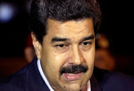 　６月２２日、米国のベテラン外交官、トム・シャノン氏は、南米ベネズエラのマドゥロ大統領=写真=と同国の首都カラカスで２時間近く会談した。写真はハバナで撮影（２０１６年　ロイター/Enrique de la Osa）