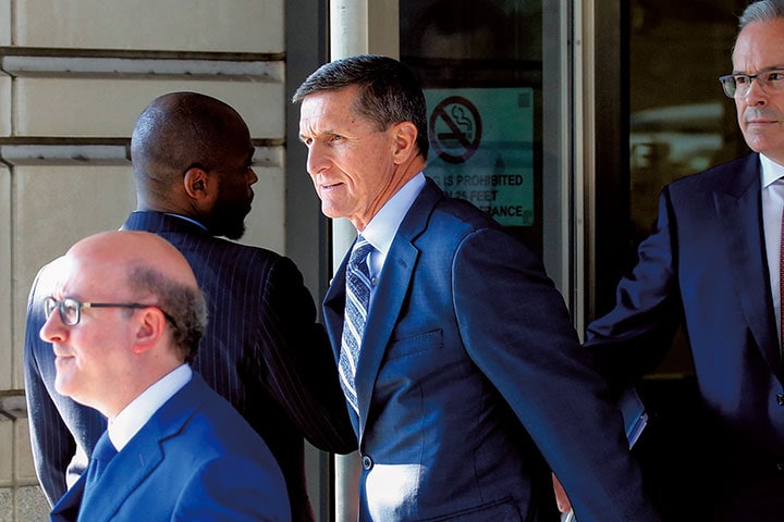 フリンの捜査協力はロシア疑惑の捜査を一変させる可能性がある　Jonathan Ernst-REUTERS